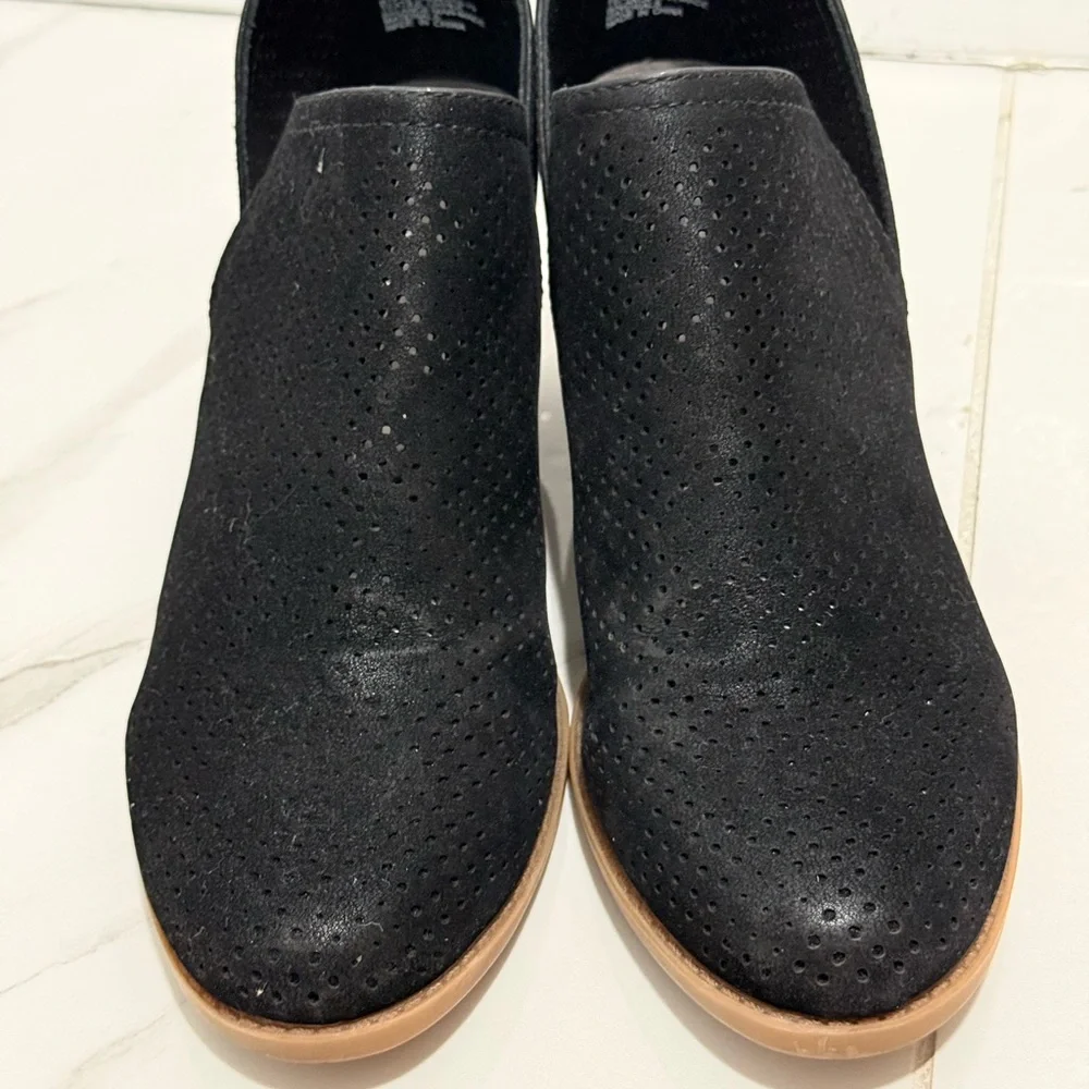 BareTraps Black Perforated Leather Ankle Booties‎ with Wood Heel 9M